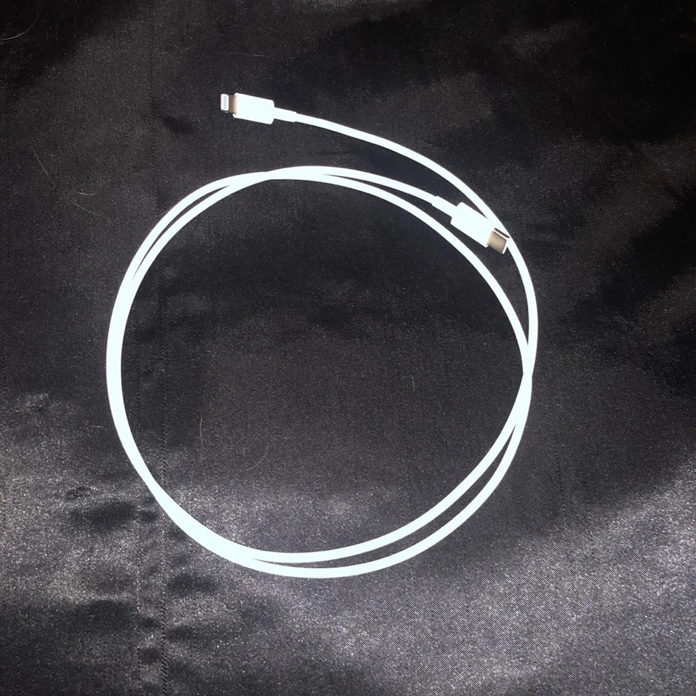 Apple AirPod Charger